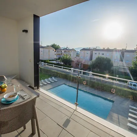 Apartman La Perla 10 *
